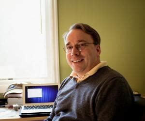 Linus Torvalds Biography - Childhood, Life Achievements & Timeline