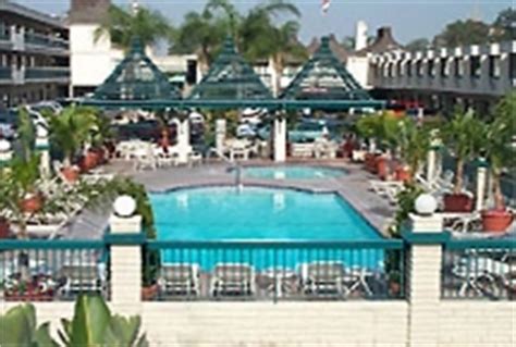 Anaheim Hotels - Tropicana Inn