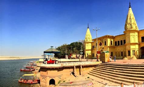 Guptar Ghat in Ayodhya: A Journey to Vaikuntha - Rishikesh Day Tour