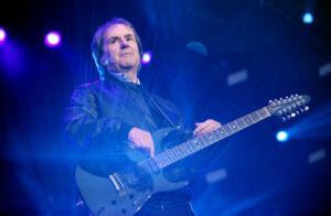 Top 10 Chris de Burgh Songs - ClassicRockHistory.com