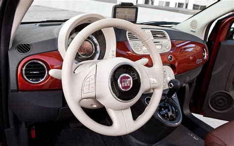 2012 Fiat 500 Lounge First Test - Motor Trend