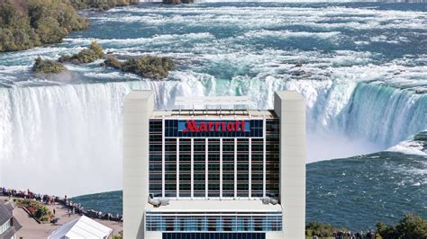 Hotels by Niagara Falls Canada Side | Niagara Falls Marriott on the Falls