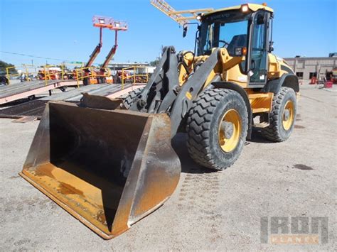 Volvo L50 Wheel Loader Specs and Dimensions - VeriTread