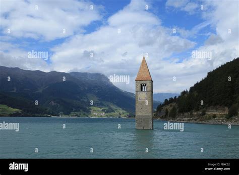 Lake reschen hi-res stock photography and images - Alamy