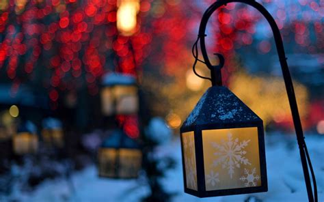 Lanterns Lights Snowflakes Winter Nature Christmas wallpaper | 1680x1050 | #26513