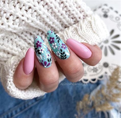 60+ Floral Nails To Try Out This Spring! - prettygirlythings.com