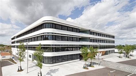 DSV Panalpina sells its brand-new headquarters