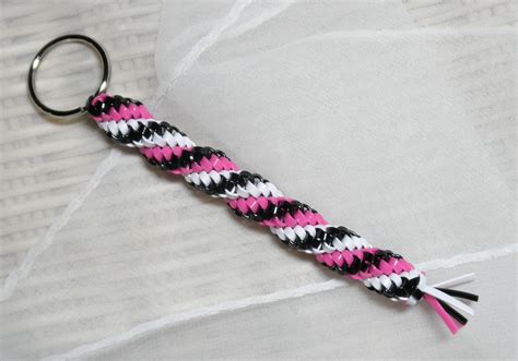 plastic lanyard keychain...i made soo many of these | Plastic lace, Lanyard designs, Lanyard crafts