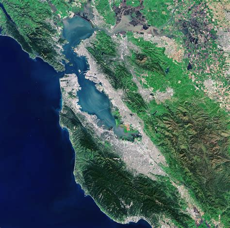 San Francisco - satellite • Map • PopulationData.net