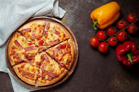 Download Tomato Pepper Still Life Food Pizza 4k Ultra HD Wallpaper