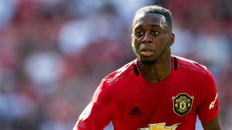 Aaron Wan-Bissaka: England lose Manchester United defender through injury | Football News | Sky ...