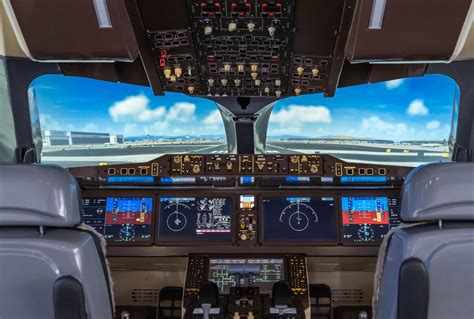 Avionics Explained: Which Is Best For Your Aircraft? - Aviator Insider