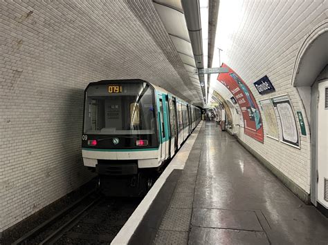 Paris : cette station de métro est unique en son genre, les voyageurs n'imaginent pas à quel ...