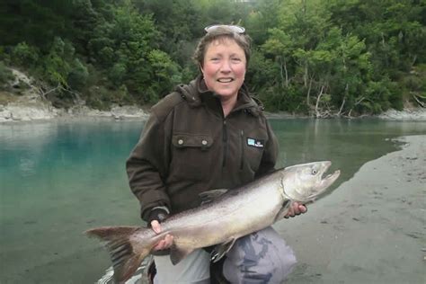 Book NZ Salmon Fishing Trips | Choose Salmon Fishing Guide Ben