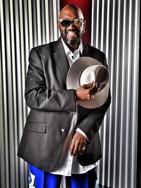 The Temptations singer Otis Williams says classic acts are obliged to play their hits | Herald Sun