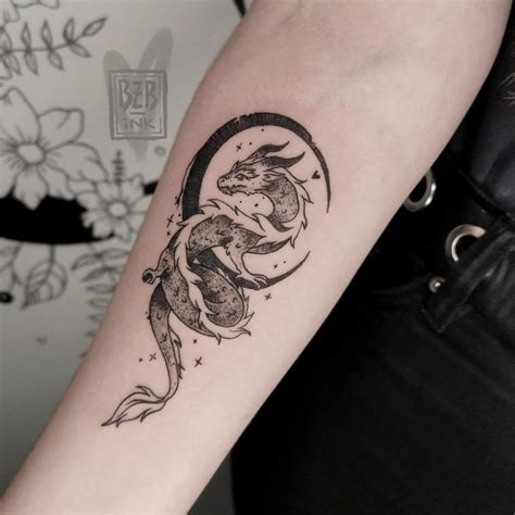 10 Best Minimalist Dragon Tattoo Ideas That Will Blow Your Mind! | Outsons | Men's Fashion Tips ...