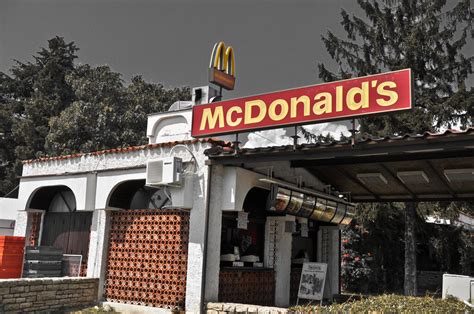 33 Fancy McDonalds Locations From Around The World Because Junk Food ...