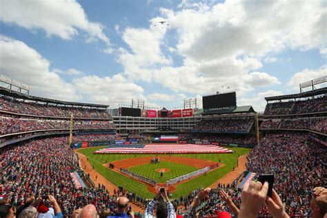 Video Of Packed Texas Rangers Ballpark Is Going Viral - The Spun