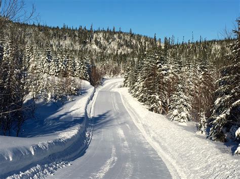 Saguenay Snowmobile Paradise Quebec / Intrepid Snowmobiler