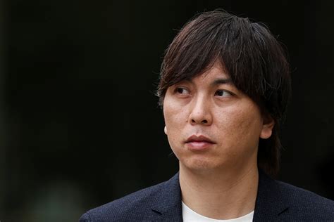 Baseball star Ohtani's ex-interpreter pleads guilty to bank fraud | Reuters