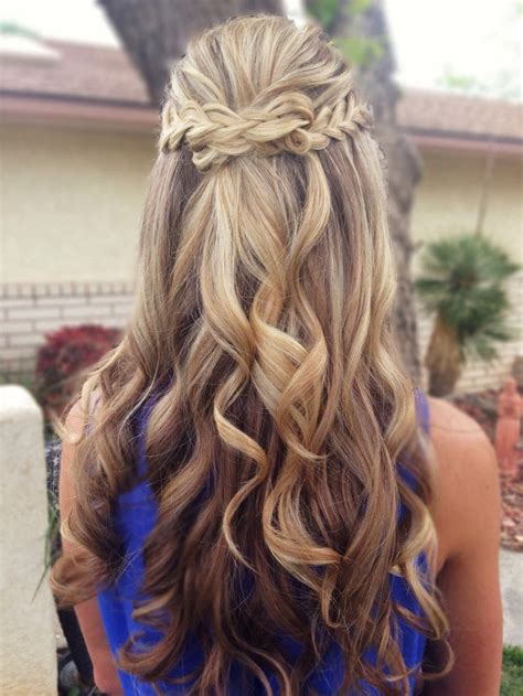 10 Cute Prom Hairstyles for Long Hair - Pretty Designs