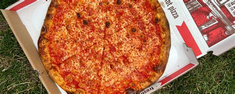 Chrissy’s Pizza Opens at Superiority Burger’s Old Home - Eater NY