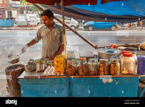 Indian tea stall hi-res stock photography and images - Alamy