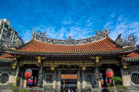 Longshan Temple, Wanhua district, Taipei | Taipei travel, Taiwan travel, 2 days trip