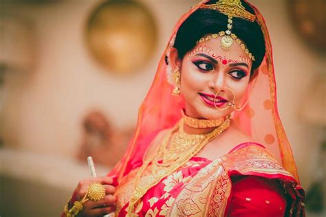 Pretty bengali bride ...Parineeta FB | Bengali bride, Bengali wedding, Indian bridal makeup