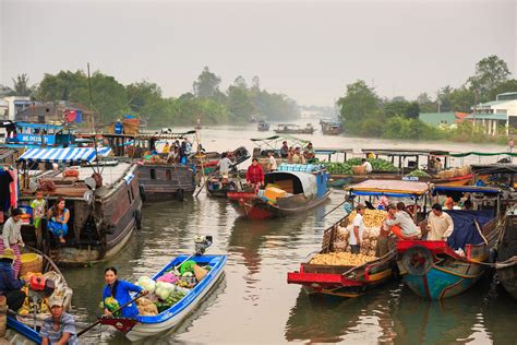 The most vibrant floating markets of Vietnam You Must See - Ecophiles