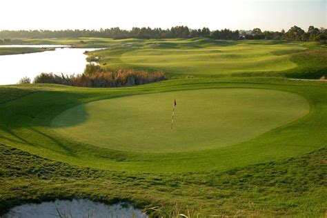 15 Best Golf Driving Ranges in Melbourne | Man of Many