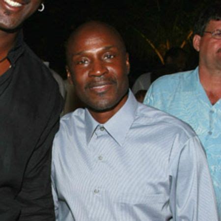 Biography of Michael Jordan's Brother Larry Jordan; Net Worth2022 & Wiki