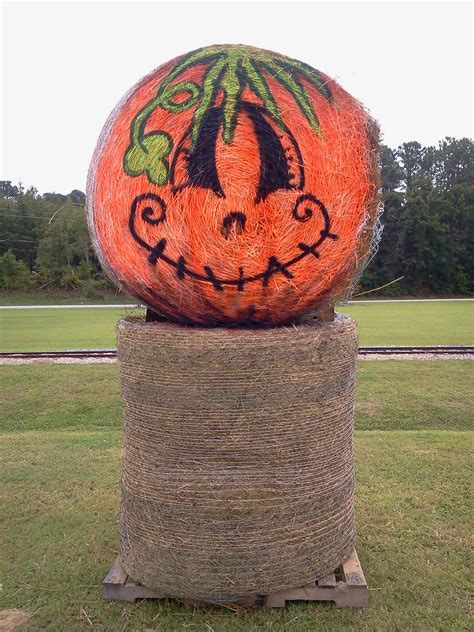 Painted Hay Bale at Hill Ridge Farms by Cyndi McKnight 2012 | Hay bale ...