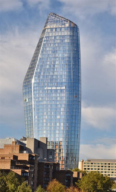 The One Blackfriars Skyscraper Editorial Stock Image - Image of skyline ...