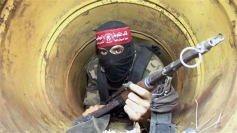 Gaza Militants In Display of Force As Cease-Fire Deadline Looms