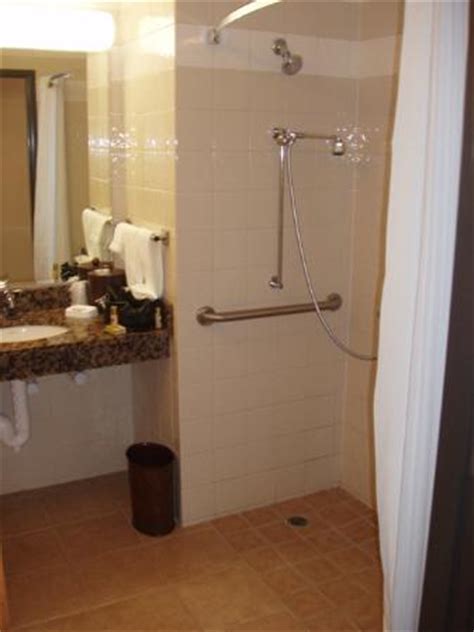 Roll in shower - Picture of Drury Inn & Suites Lafayette, Lafayette ...