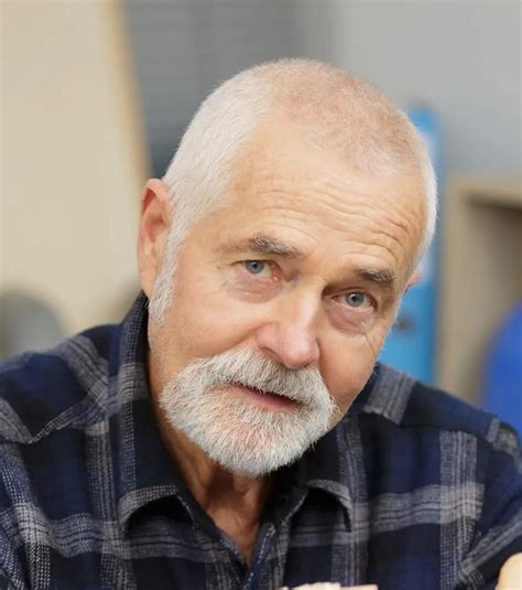 18 Attractive Hairstyles for Balding Men Over 60 – HairstyleCamp