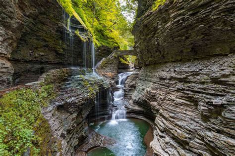 WATKINS GLEN STATE PARK // Hiking past 19 Waterfalls through a gorge in the Finger Lakes, New York