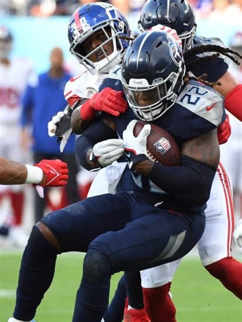 Titans Running Back Derrick Henry Is Questionable With A Hip Injury ...