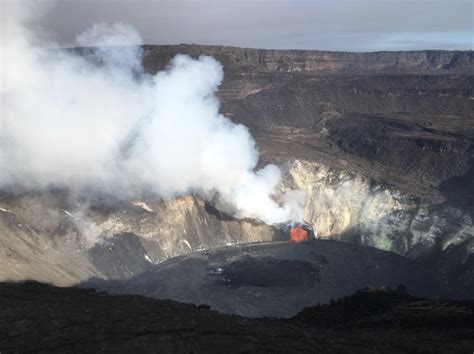 Kīlauea Volcano Eruption Continues, Crater Lake Covers 54 Acres : Maui Now