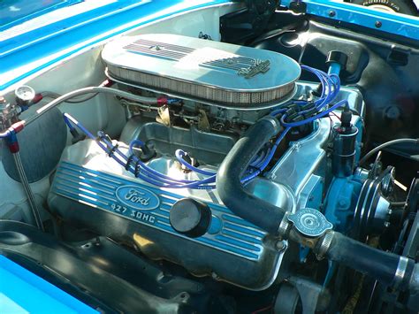 427 SOHC V8 engine in a Ford Galaxie | Seen at Brooklands | Alan | Flickr