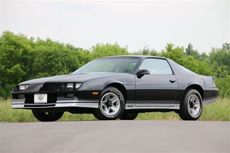 1982 Chevrolet Camaro Z28 | American Muscle CarZ