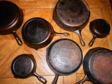 Identifying Old Cast Iron Pans | Antique cast iron skillet, Cast iron pan, Cast iron cookware