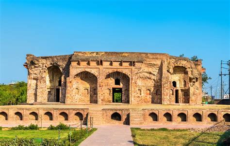 Tomb Of Akbar The Great At Sikandra Fort In Agra, India Stock Image - Image of building ...