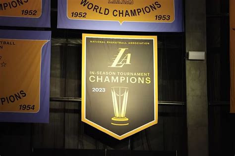 Los Angeles Lakers hang banner for NBA In-Season Tournament ...