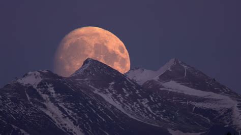 Moon over the Mountain Ridges image - Free stock photo - Public Domain ...
