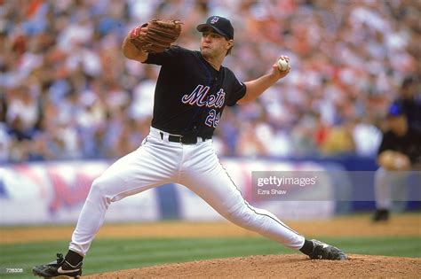 Pitcher Al Leiter of the New York Mets throws a pitch during the game ...