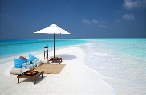 Which is the most beautiful island of Maldives? Best hotels, resorts ...