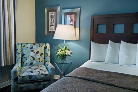 Silverdale Hotel Guestrooms | Oxford Suites Silverdale Hotel