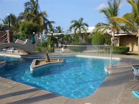 BUENA VISTA OCEANFRONT & HOT SPRINGS RESORT (AU$222): 2022 Prices & Reviews (Buenavista, Mexico ...